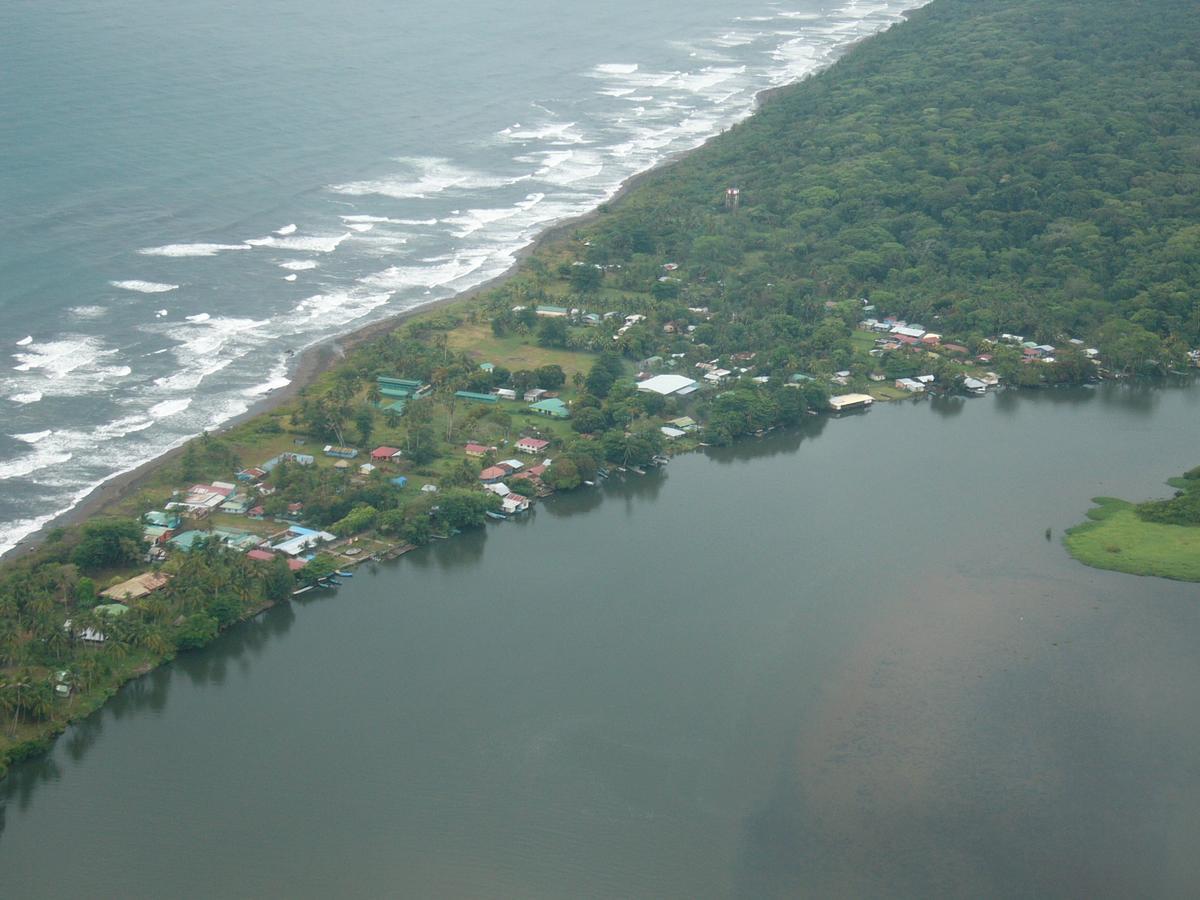 Casa Marbella Villa Tortuguero Eksteriør bilde